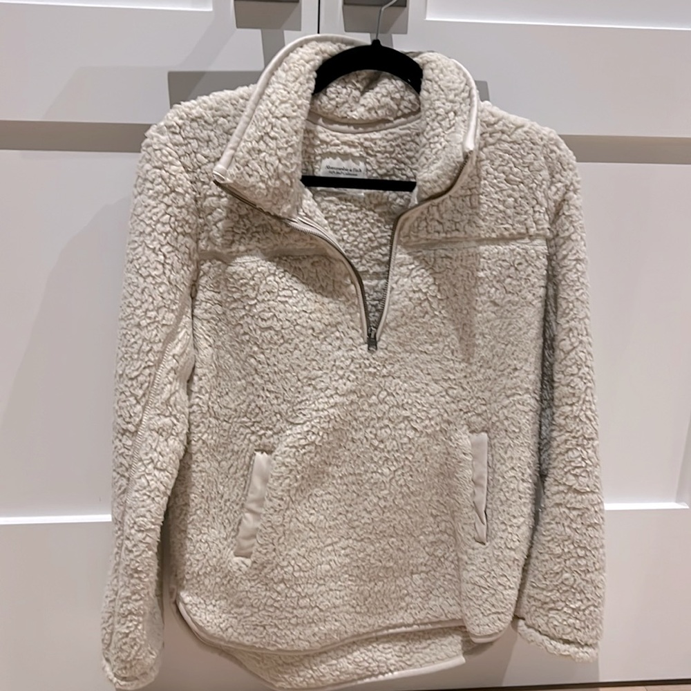 Teddy half zip sweater